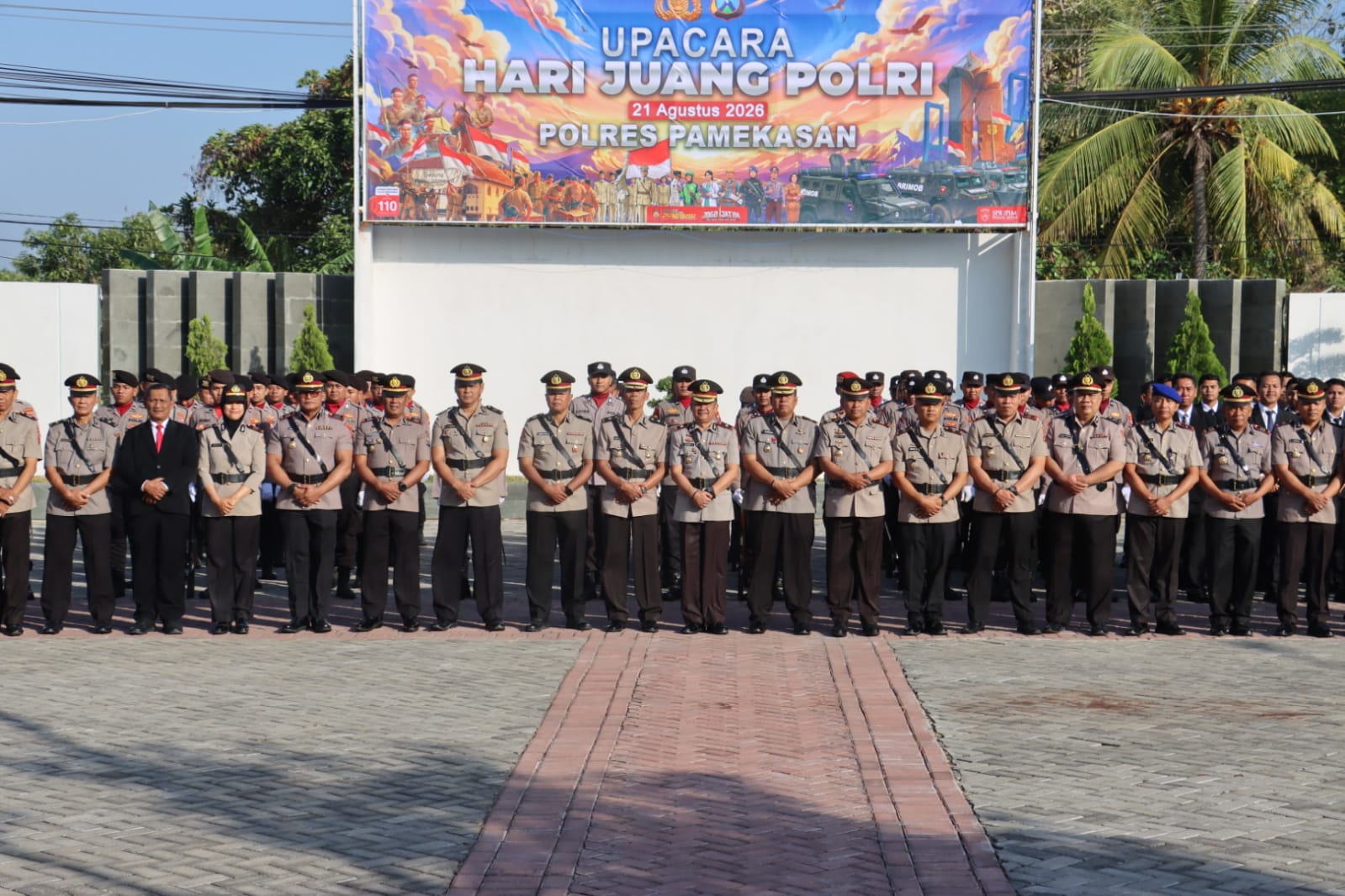 Hari Juang Polri 2026, Wakapolres Pamekasan Pimpin Upacara dan Ajak Polri Terus Berbenah