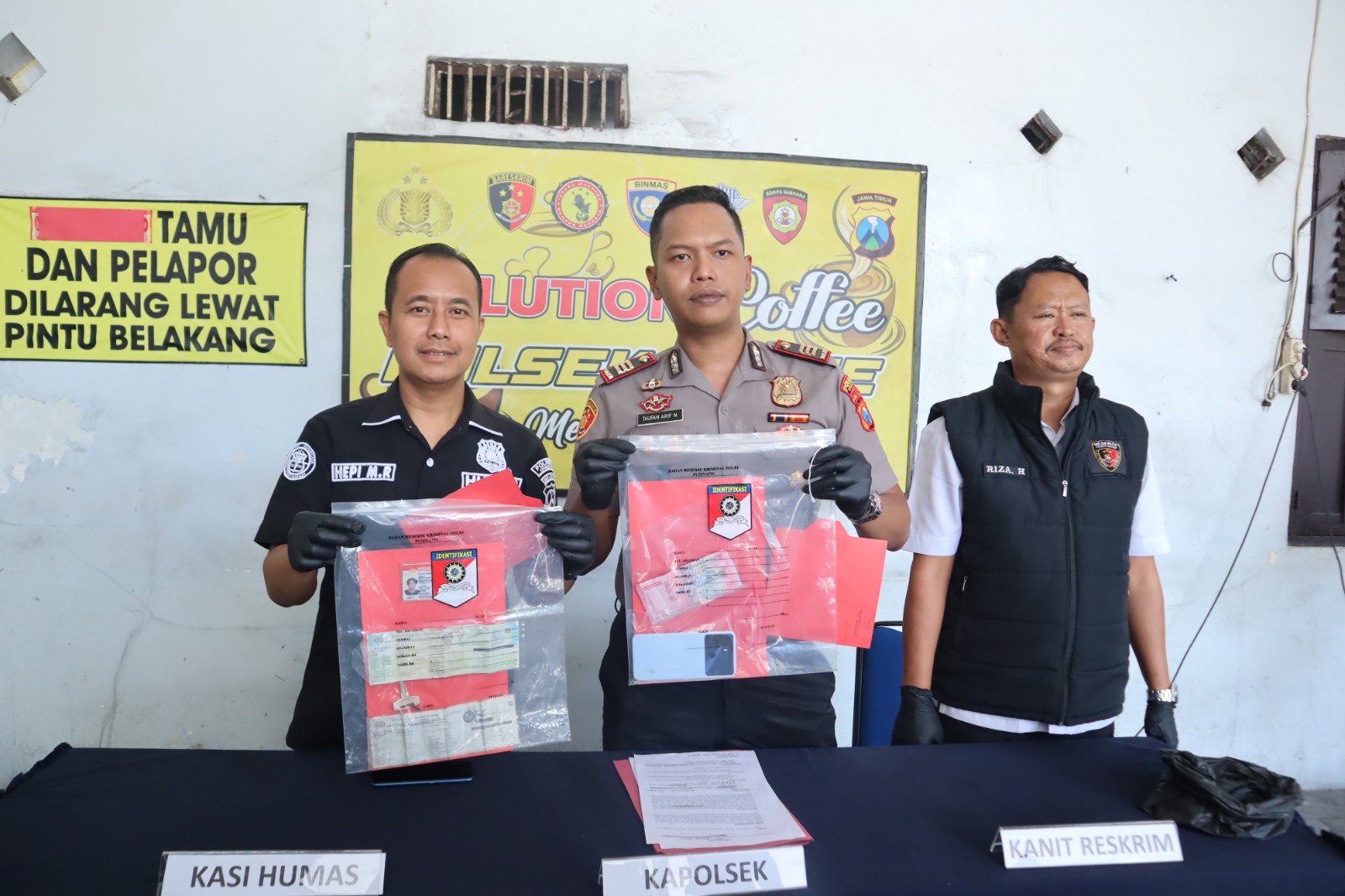 Polsek Cerme Bekuk Terduga Pelaku Penipuan Segitiga, Korban Rugi Rp12 Juta